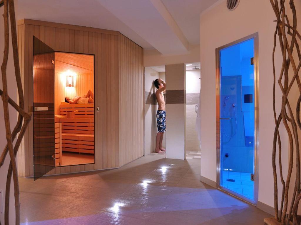 Bio Hotel Benny Mezzana  Luaran gambar